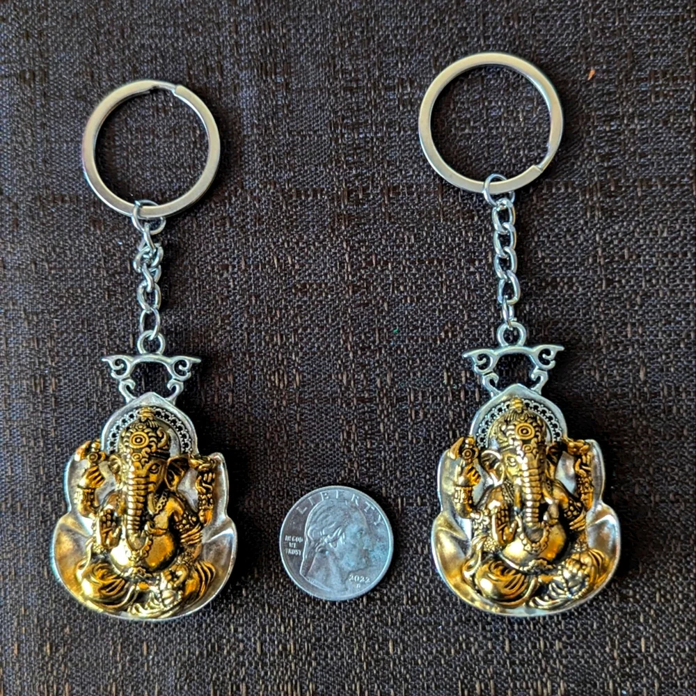 A Pair  Of Lord Ganesha Key chains For Couples. New without Tags - Picture 3 of 4